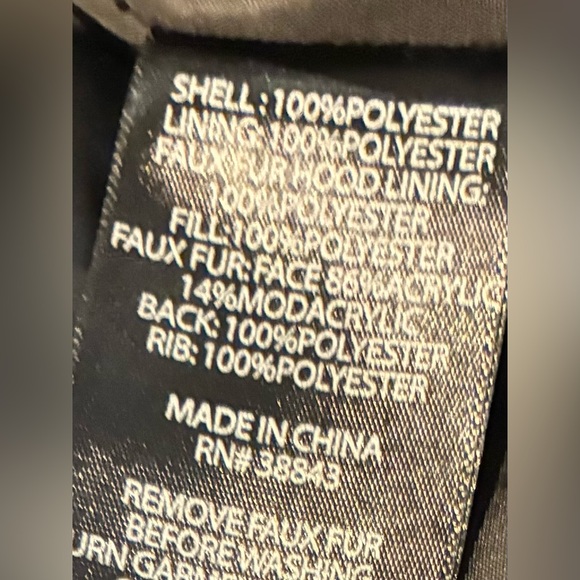 Sam Edelman Faux-Fur-Trim Hooded
Parka-Puffer Coat Black SZ. XL
Women's - Picture 16 of 16